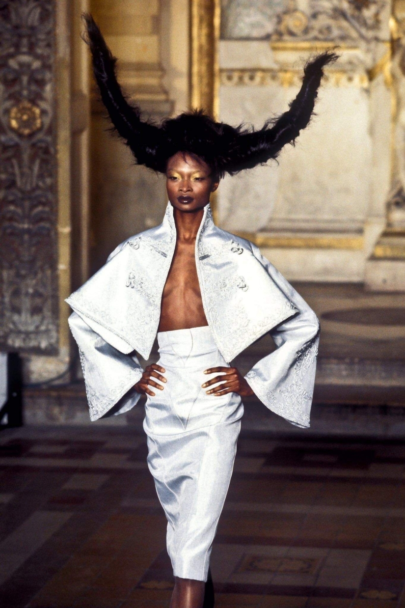 5 iconic shows that changed the world of haute couture