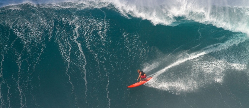 5 most famous surf spots where the legendary giant waves come