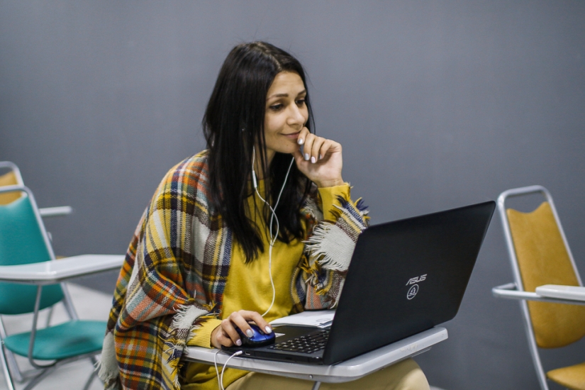 5 stages of accepting the inevitable: how life made me learn English