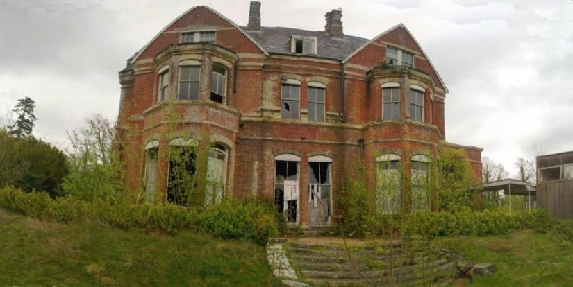 7 impresionantes castillos abandonados a los que soñamos ir