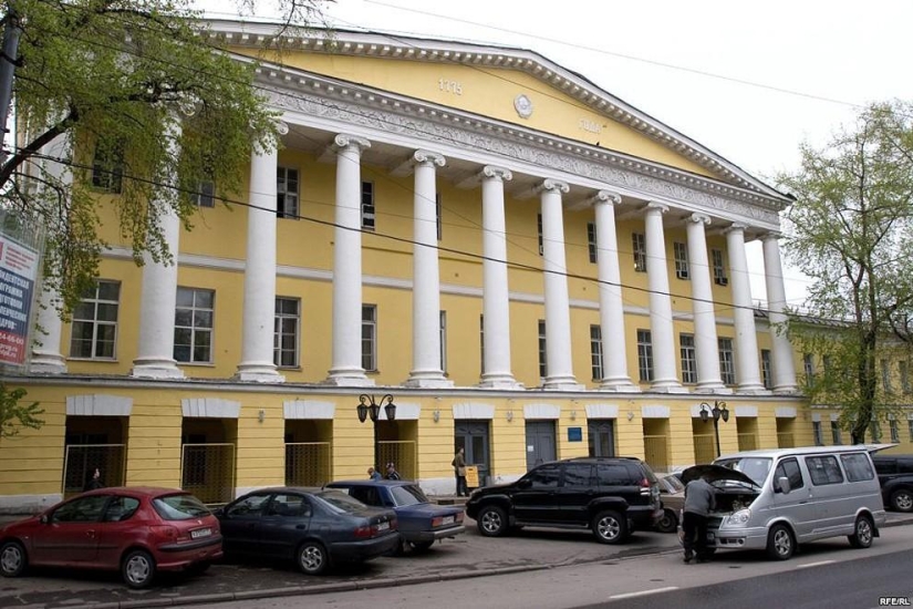 7 main Moscow buildings from the novels of Leo Tolstoy 7 main Moscow buildings from the novels of Leo Tolstoy