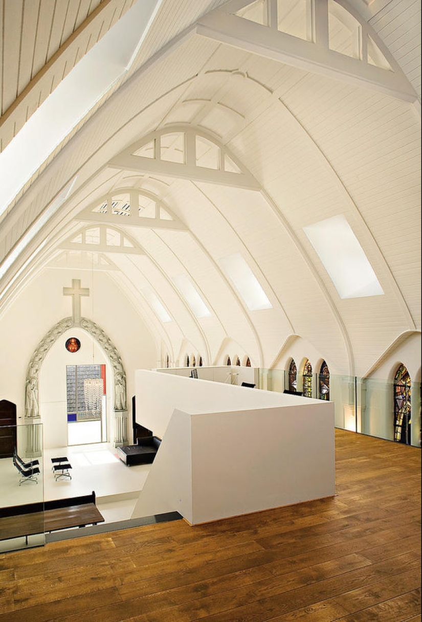 7 most unusual churches