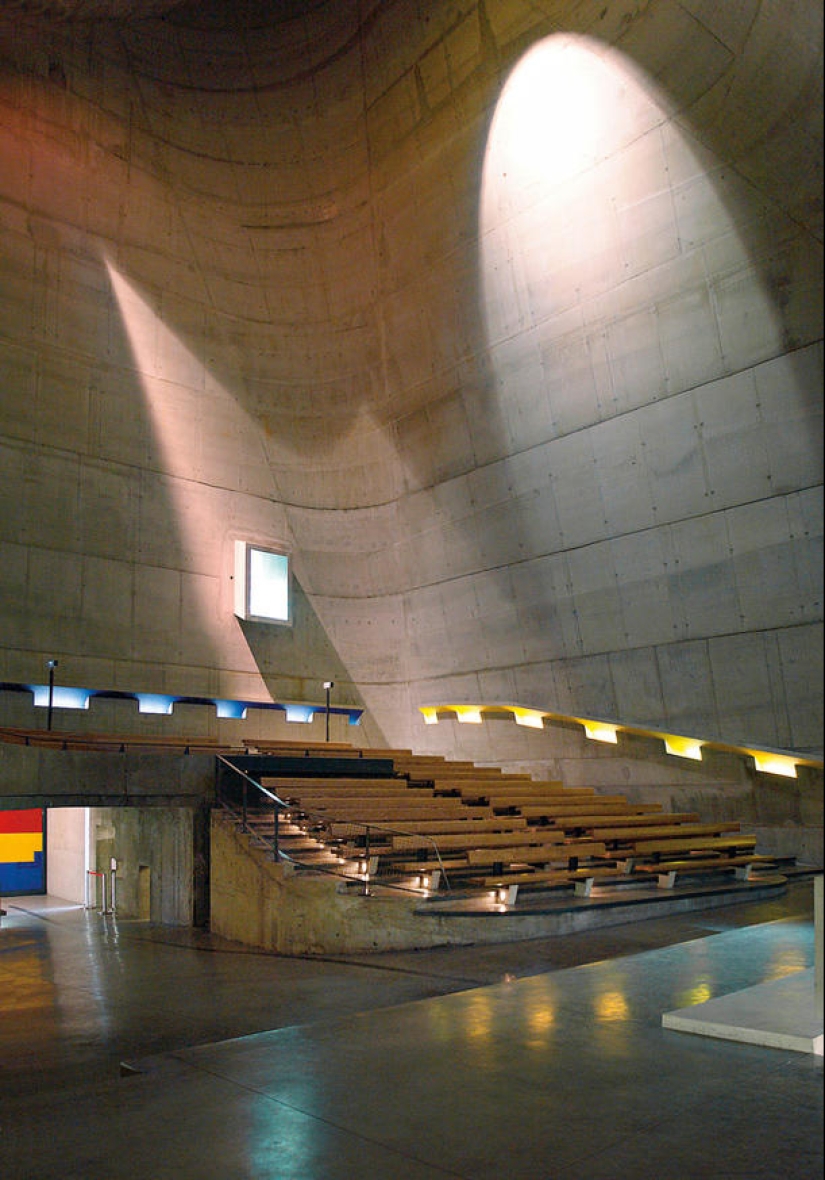 7 most unusual churches