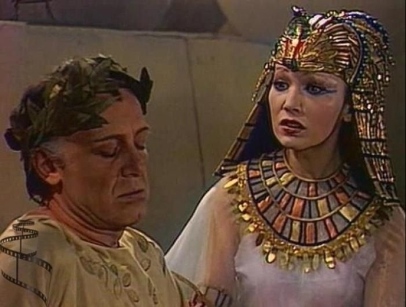7 vivid images of Cleopatra on our screen