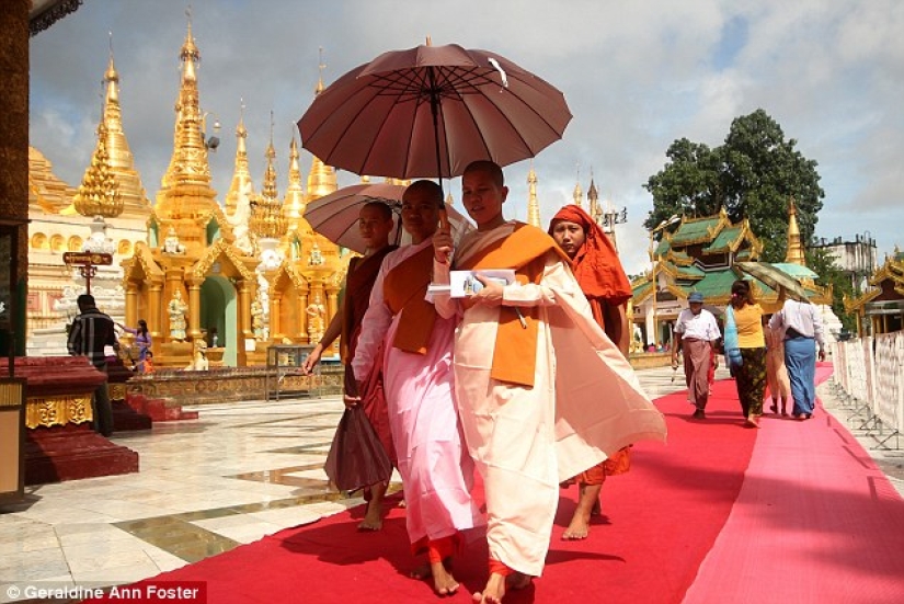 72-year-old grandmother is burning through retirement, traveling the world for the past 7 years 72-year-old grandmother is burning through retirement, traveling the world for the past 7 years