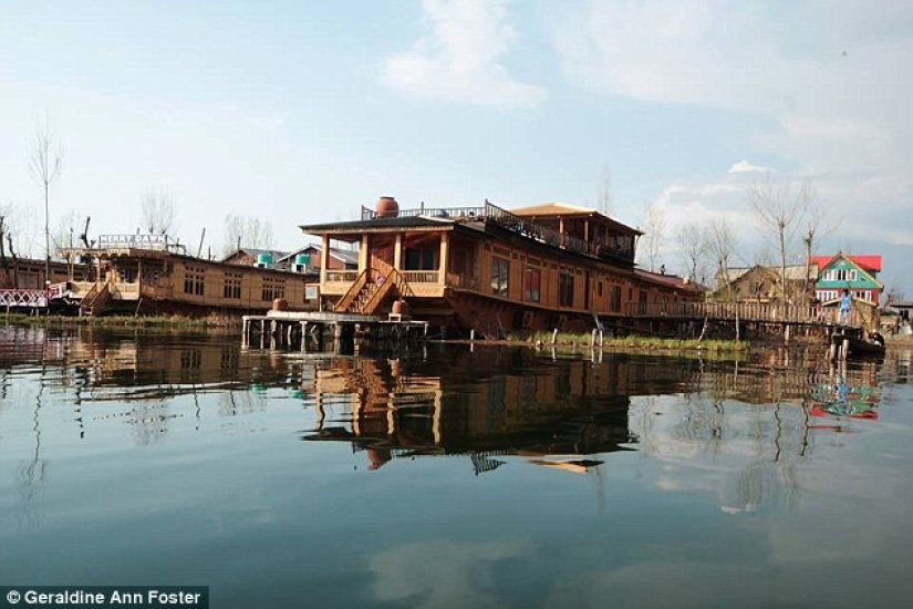 72-year-old grandmother is burning through retirement, traveling the world for the past 7 years 72-year-old grandmother is burning through retirement, traveling the world for the past 7 years