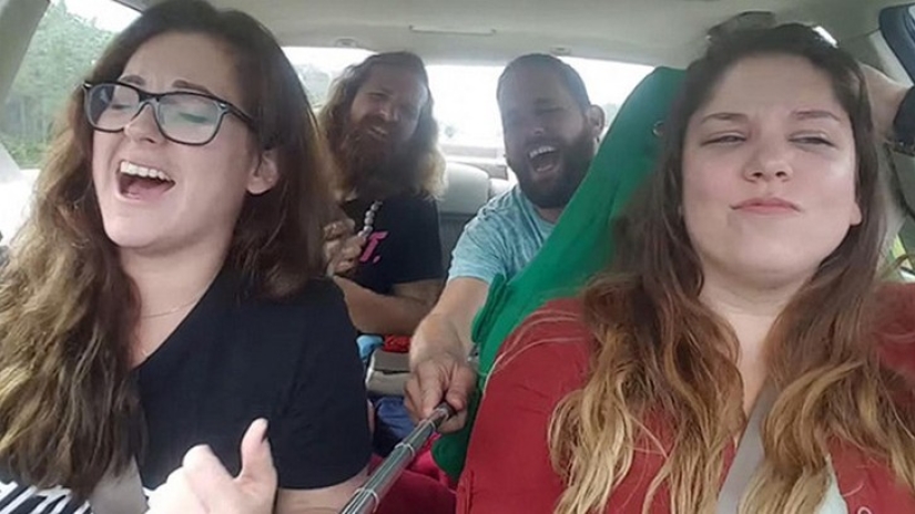 8 Incredible Stories Involving a Selfie Stick 8 Incredible Stories Involving a Selfie Stick