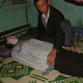 8 People Who Lived With Their Dead Relatives For Years