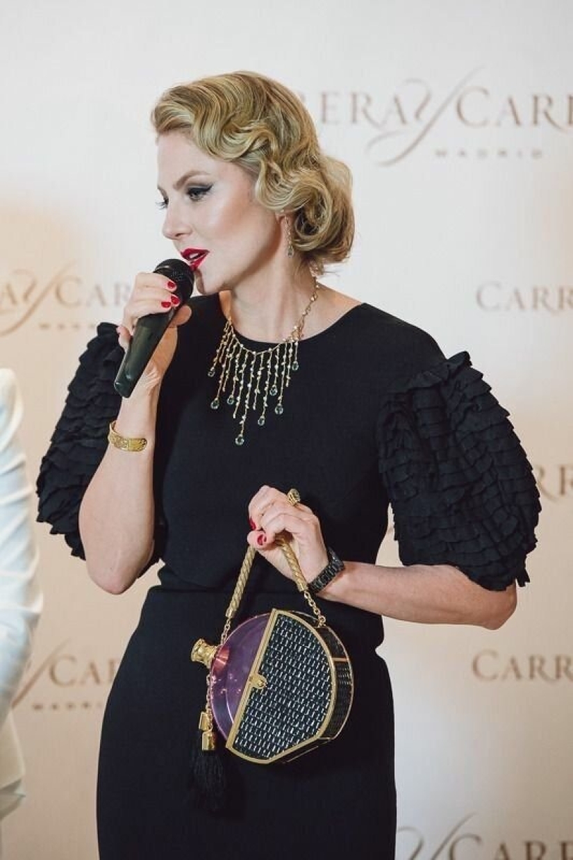 8 women's hairstyles that drive men crazy 8 women's hairstyles that drive men crazy