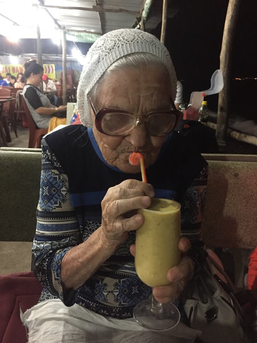 89-year-old grandmother from Krasnoyarsk proves that it's never too late to start exploring the world 89-year-old grandmother from Krasnoyarsk proves that it's never too late to start exploring the world