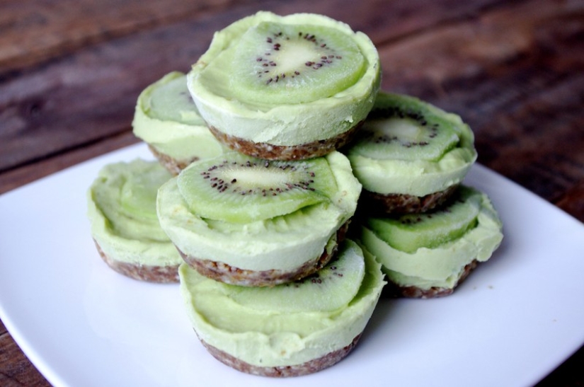 9 goodies that won't spoil your figure