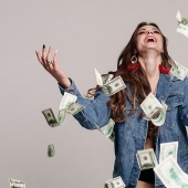 9 reasons to stop saving and spend money from the heart