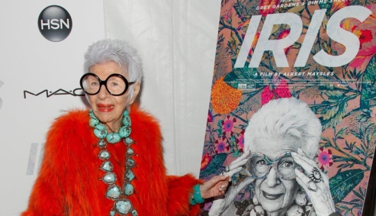 94-year-old old lady who works as a model 94-year-old old lady who works as a model
