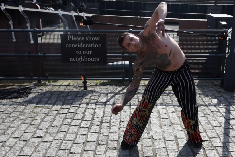 9th tattoo convention in London 9th tattoo convention in London