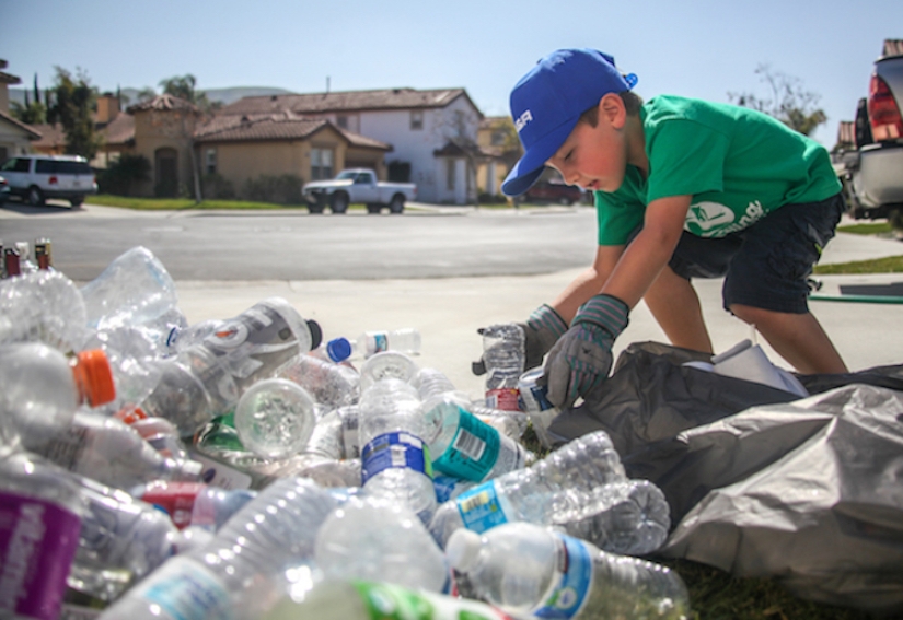A 7-year-old boy founded a waste recycling company and has already earned $10,000 for college A 7-year-old boy founded a waste recycling company and has already earned $10,000 for college
