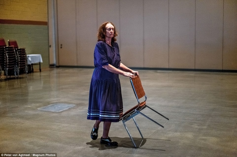 A Broken America: A war photographer captures poverty, racism and violence in his native country A Broken America: A war photographer captures poverty, racism and violence in his native country