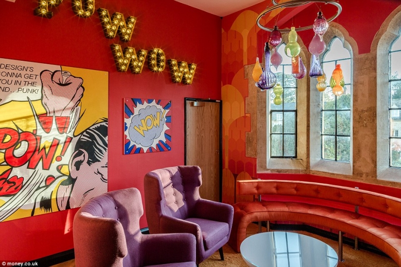 A businessman has remodeled his castle in the UK to turn it into the best office in the country A businessman has remodeled his castle in the UK to turn it into the best office in the country