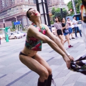 A Chinese transvestite who can't just go to the store