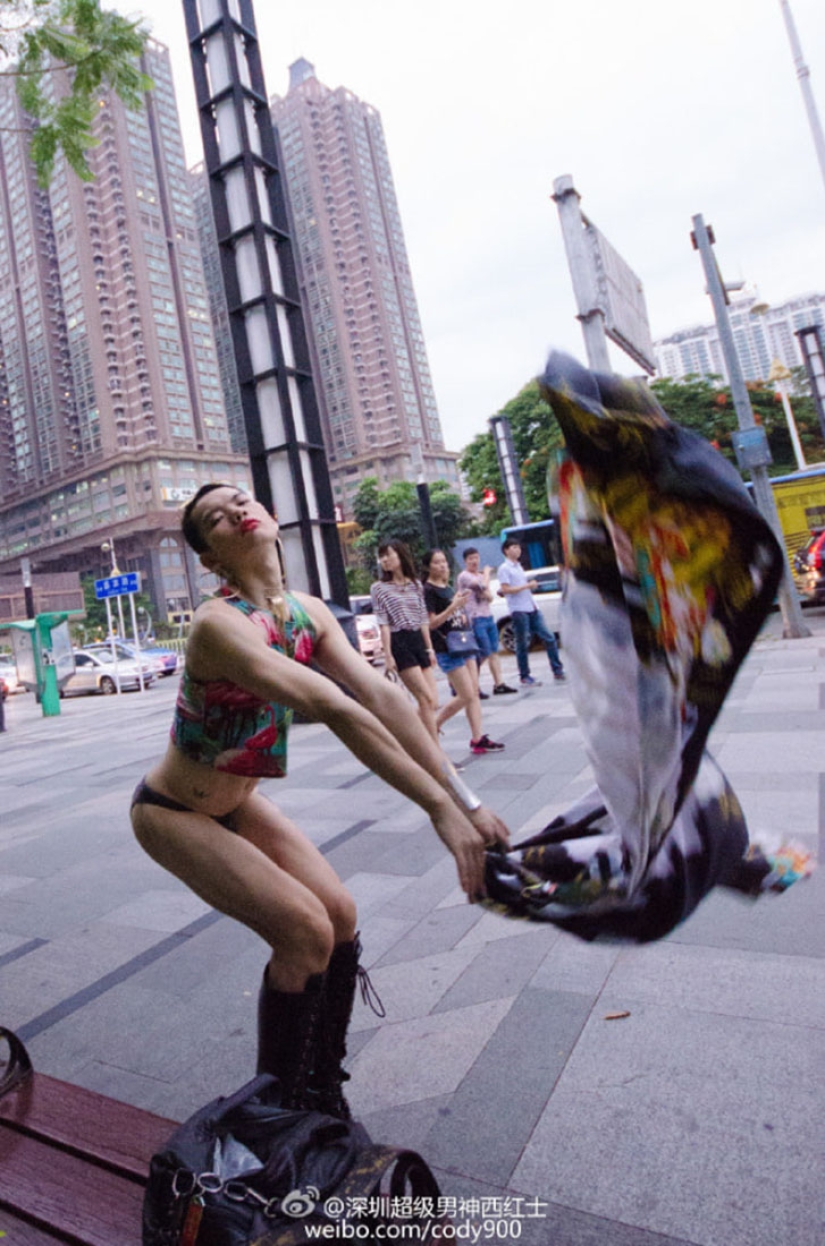 A Chinese transvestite who can't just go to the store