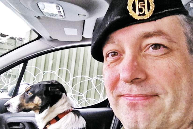 A collection of photos of soldiers from different countries has become a real hit on social networks A collection of photos of soldiers from different countries has become a real hit on social networks