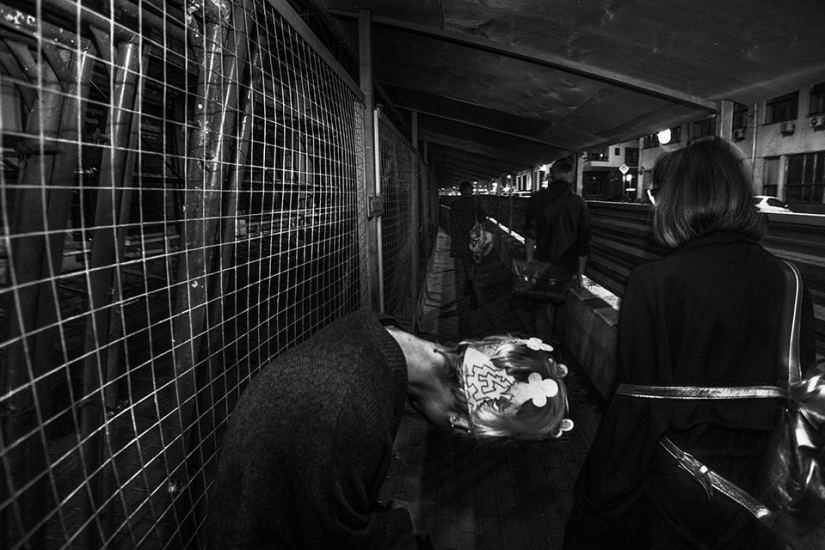 A collective portrait of a generation that is forced to live one day at a time