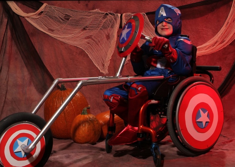 A father creates costumes for his son's wheelchair A father creates costumes for his son's wheelchair