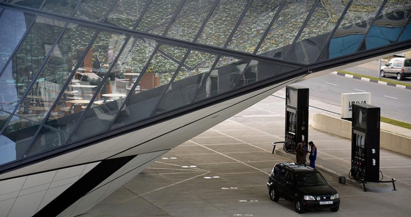 A futuristic McDonald's was built in Batumi