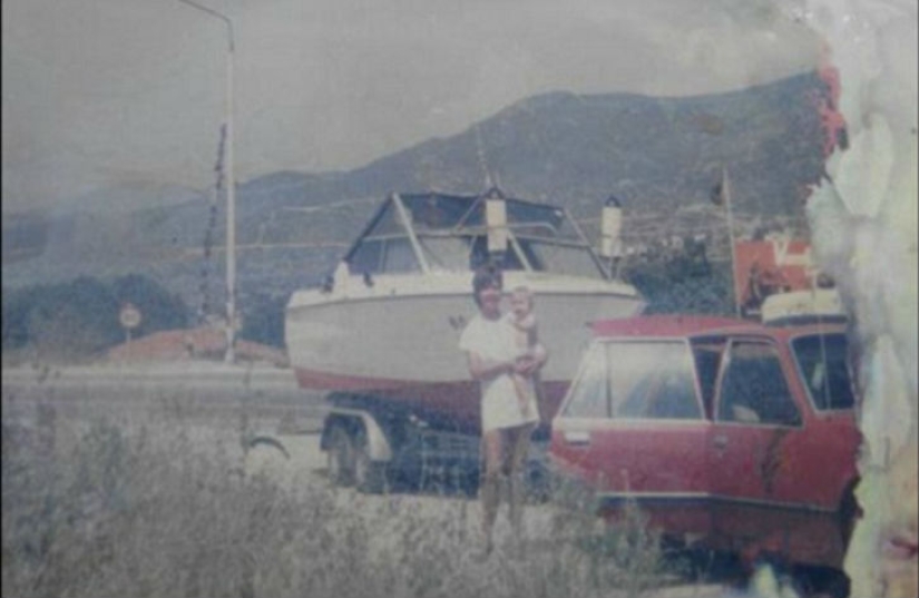 A ghost yacht washed up on the shores of the Philippines with the mummy of the captain on board