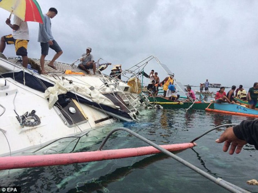 A ghost yacht washed up on the shores of the Philippines with the mummy of the captain on board