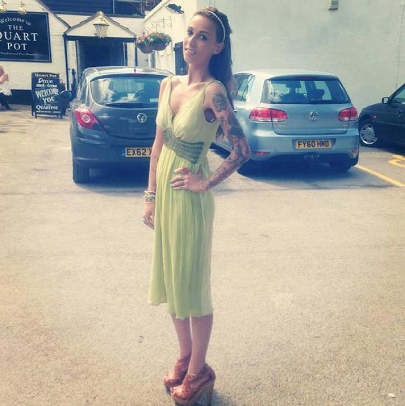 A girl suffering from a serious illness has become an Internet sensation