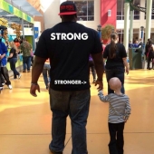 A girl with a rare disease befriends a strong man nicknamed the Beast