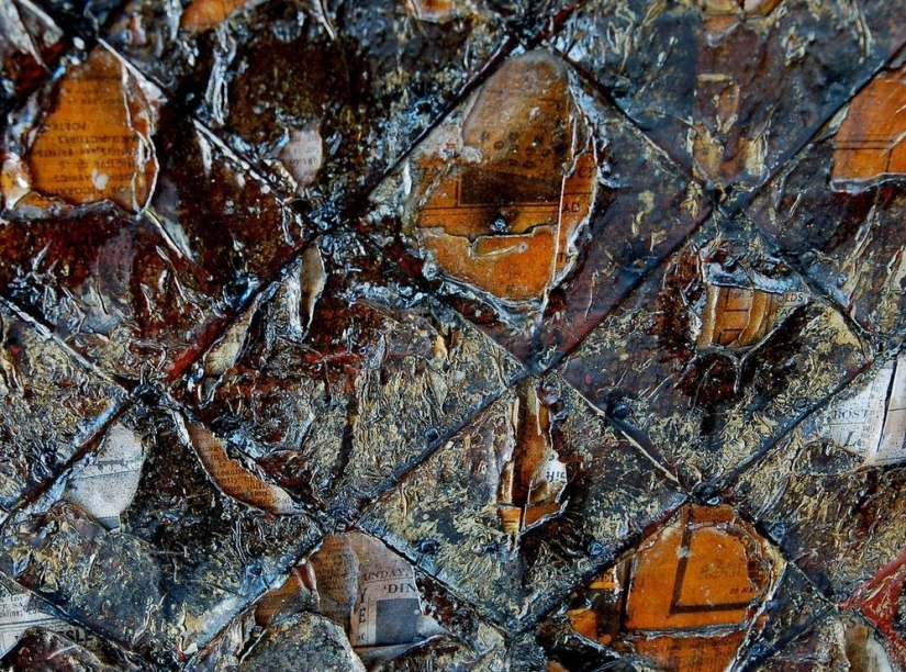 A house where everything is from newspapers: walls, furniture, and even curtains