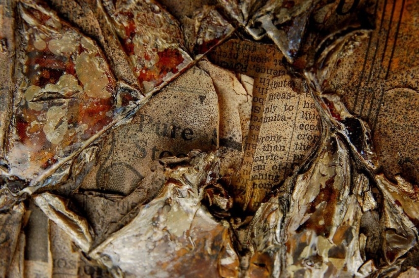 A house where everything is from newspapers: walls, furniture, and even curtains