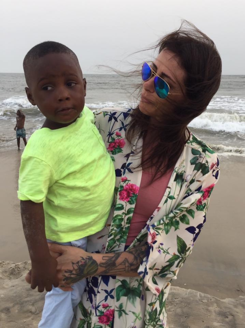 A Nigerian boy saved from death on the street- a "sorcerer" went to school A Nigerian boy saved from death on the street- a "sorcerer" went to school