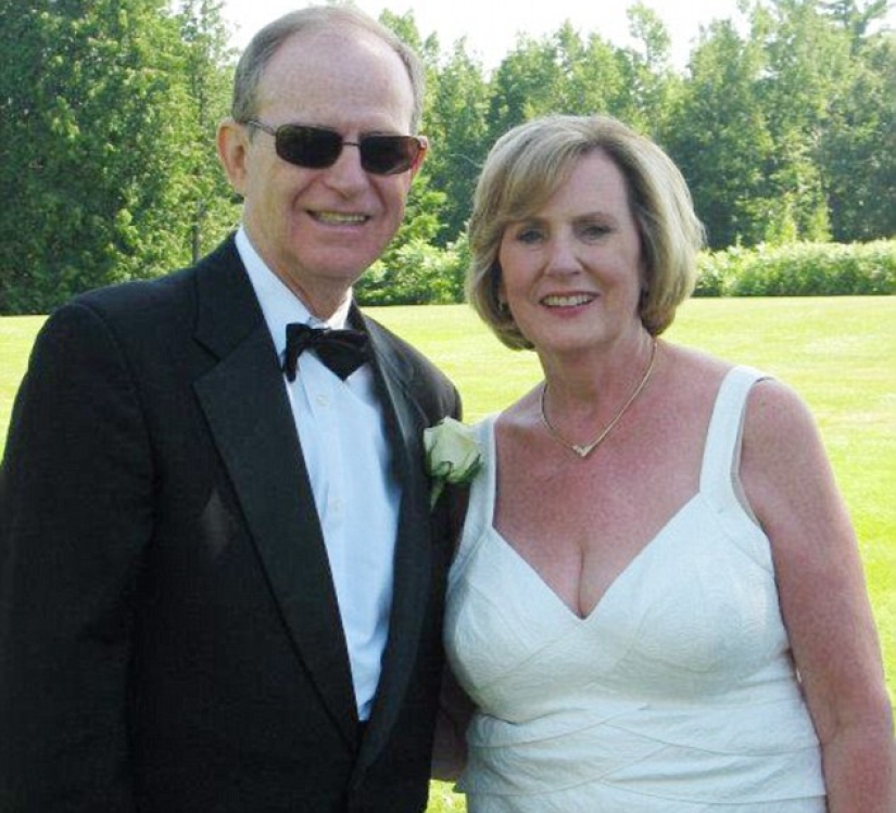 A professor from home gave an interview to the BBC, and his two children turned the video into a hit