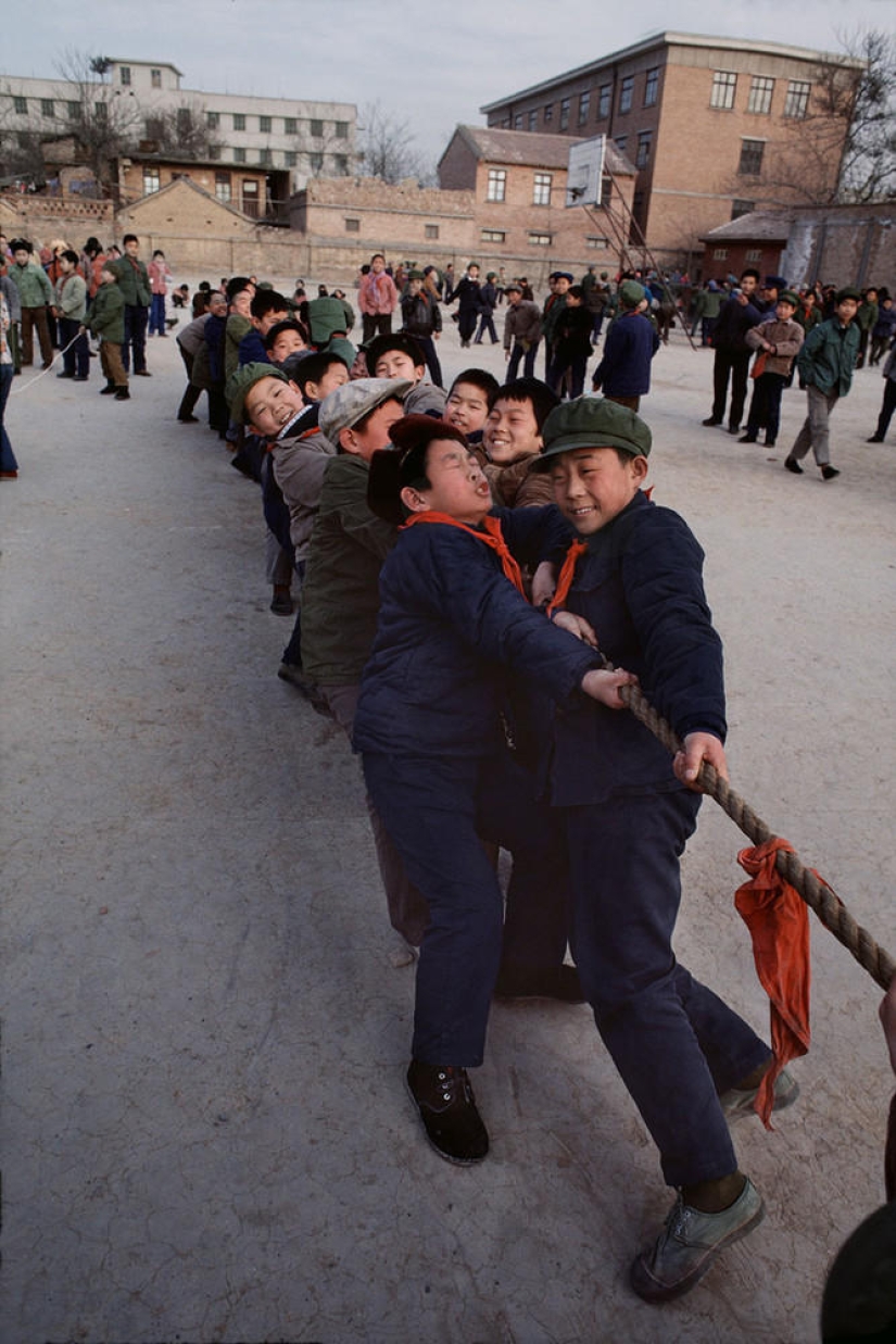 A series of photographs of the legendary Steve McCurry "The Power of the Game"