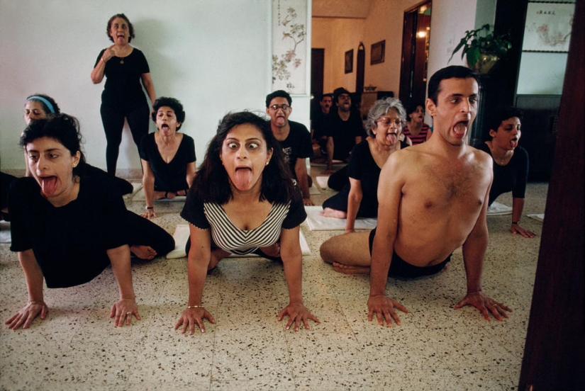 A series of photographs of the legendary Steve McCurry "The Power of the Game"