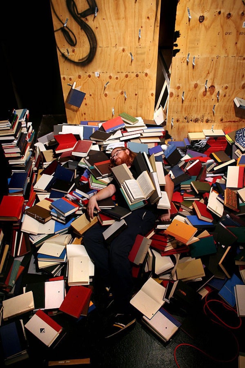 A Thousand and One Books by Mike Stilka