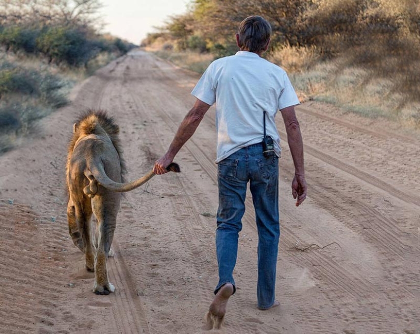 A touching story about an amazing friendship A touching story about an amazing friendship