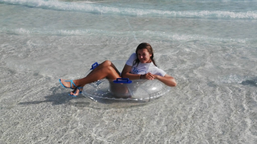 A Ukrainian woman and her future husband ended up in prison in Abu Dhabi for having sex outside of marriage A Ukrainian woman and her future husband ended up in prison in Abu Dhabi for having sex outside of marriage