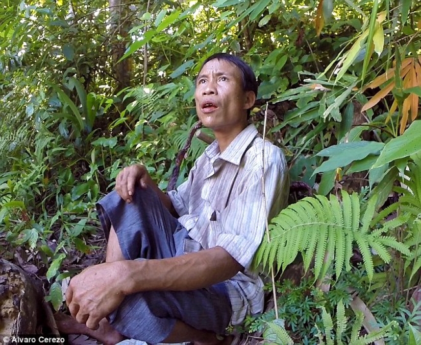 A Vietnamese man for 41 years was fleeing from the war in the jungle A Vietnamese man for 41 years was fleeing from the war in the jungle