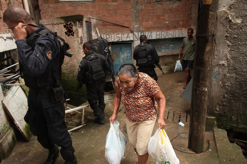 A walk through the dangerous favelas of Rio de Janeiro in the company of Brazilian special forces