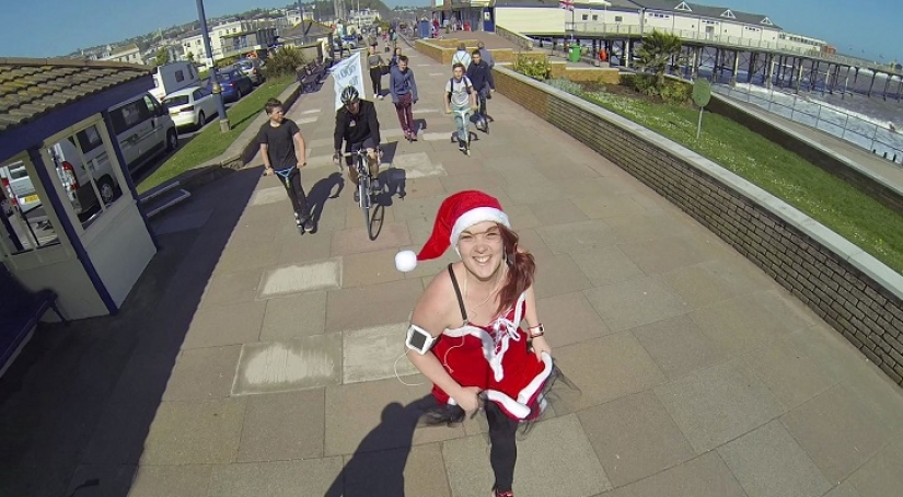 A woman wore fancy dress every day for a whole year.