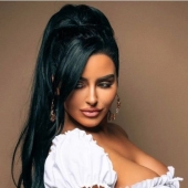 Abigail Ratchford is an elite model in the beauty world