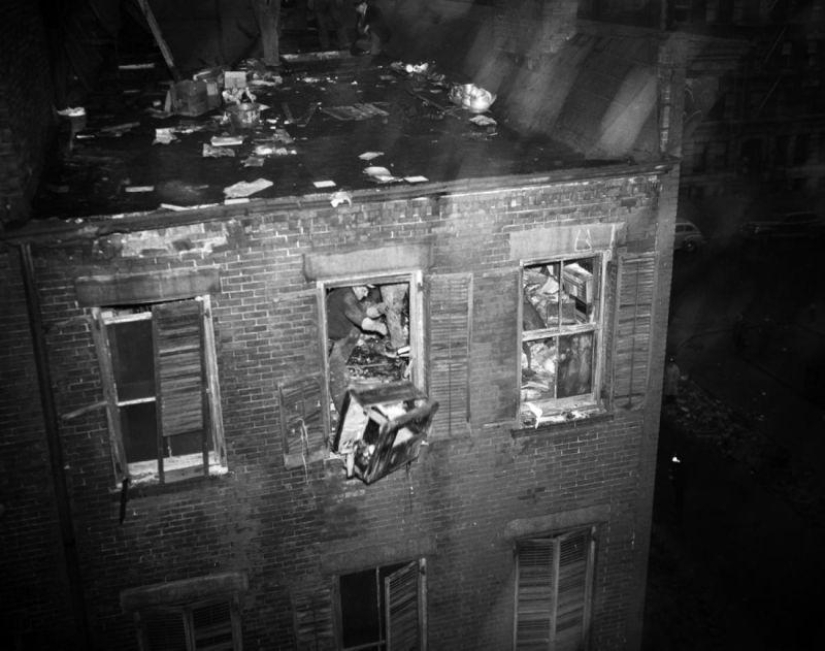 About the joy of possession About the joy of possession