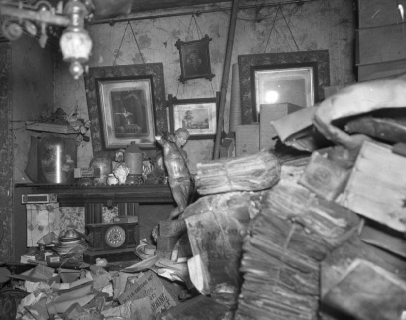 About the joy of possession About the joy of possession