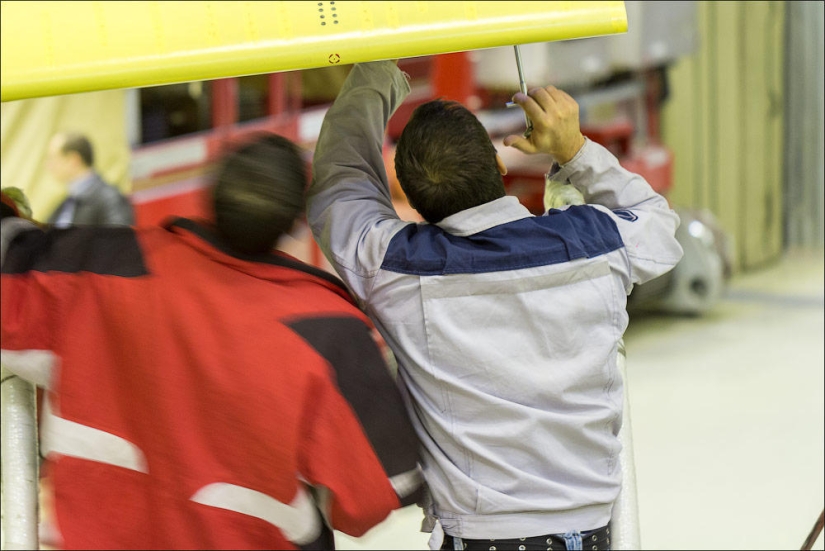 About the life of the Superjet About the life of the Superjet