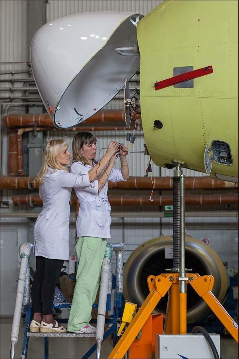 About the life of the Superjet About the life of the Superjet