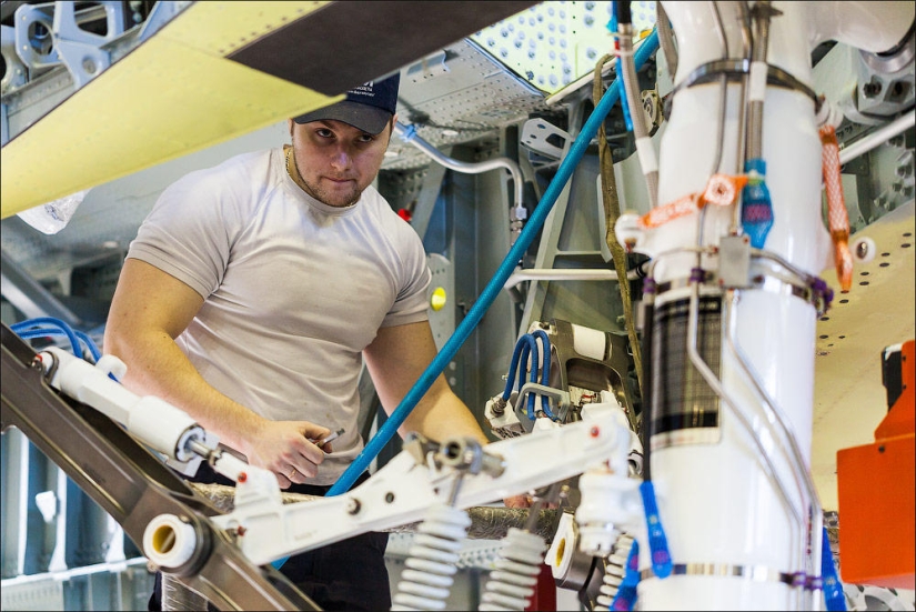 About the life of the Superjet About the life of the Superjet