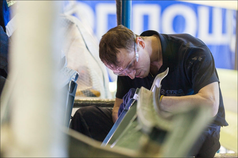 About the life of the Superjet About the life of the Superjet